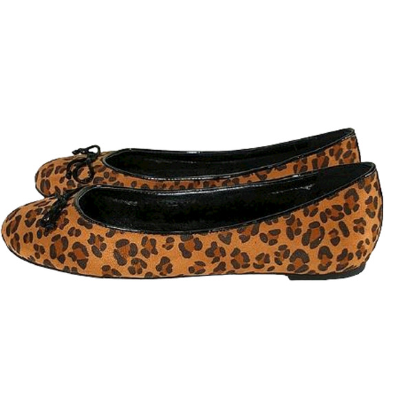 NWT Chico's, Cheetah print faux fur lined slip on Ballet flats. 7.5 - Picture 4 of 11